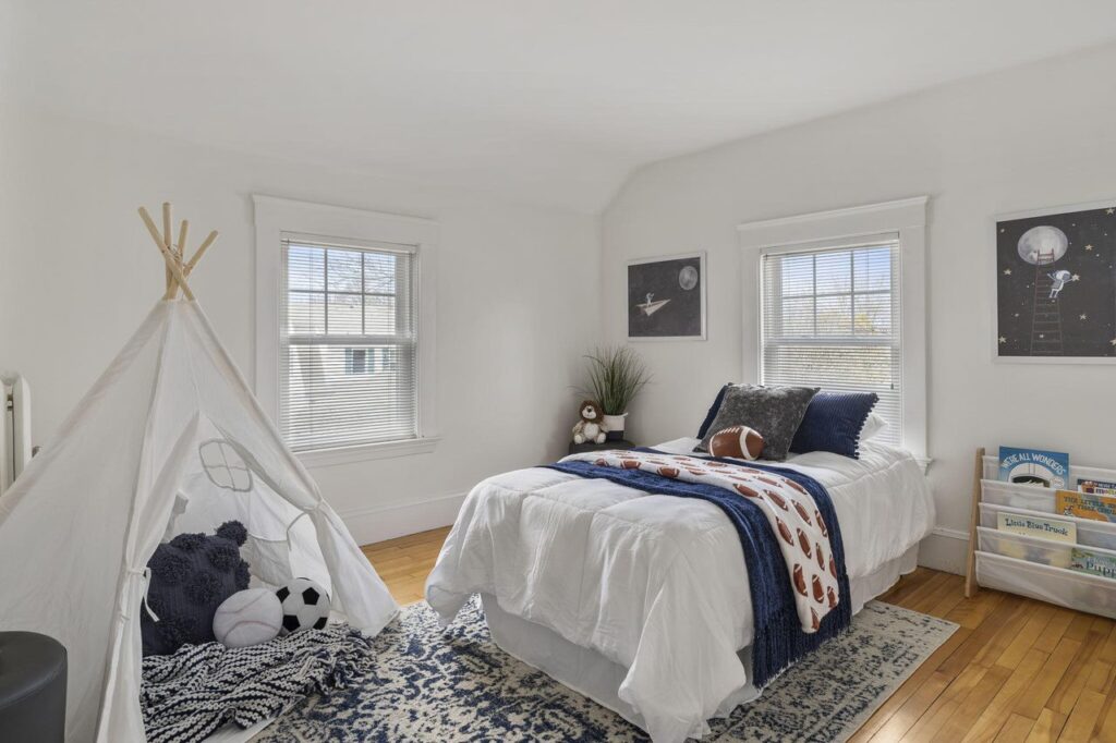 staged children's bedroom